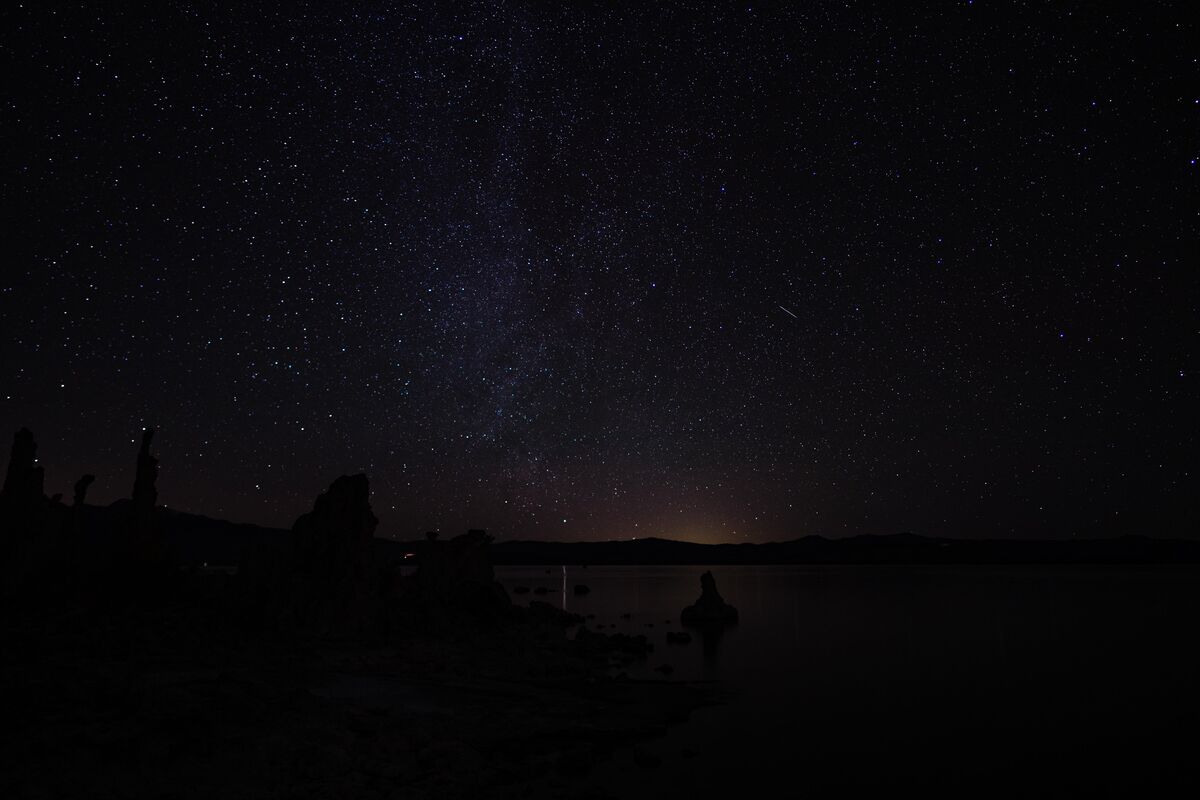 Shoreline, no moon